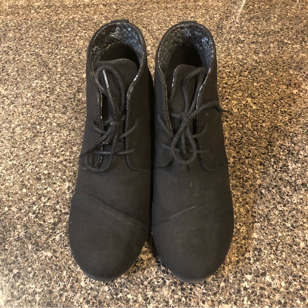 Call It Spring Wedge Booties Euc - image 5